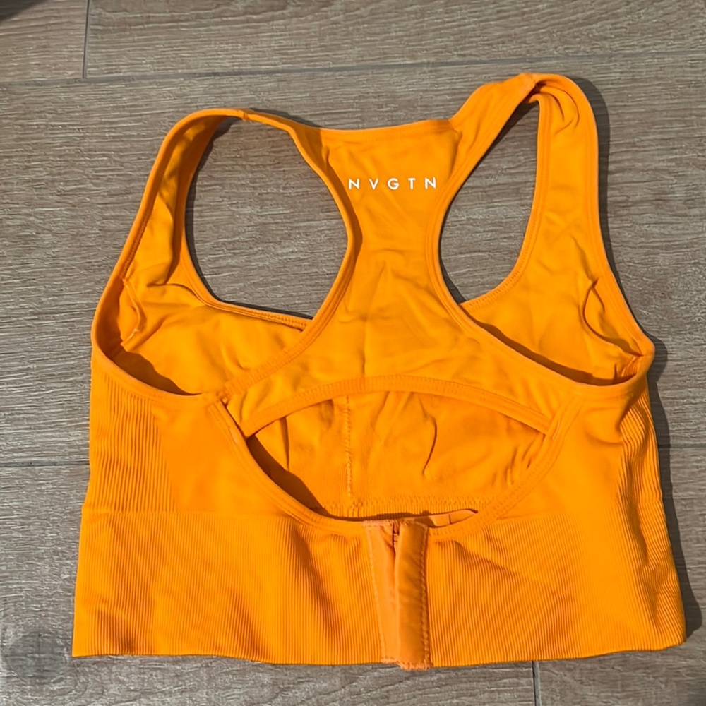 Sports bra